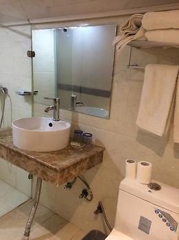 سوجو Cardin Holiday Hotel المظهر الخارجي الصورة